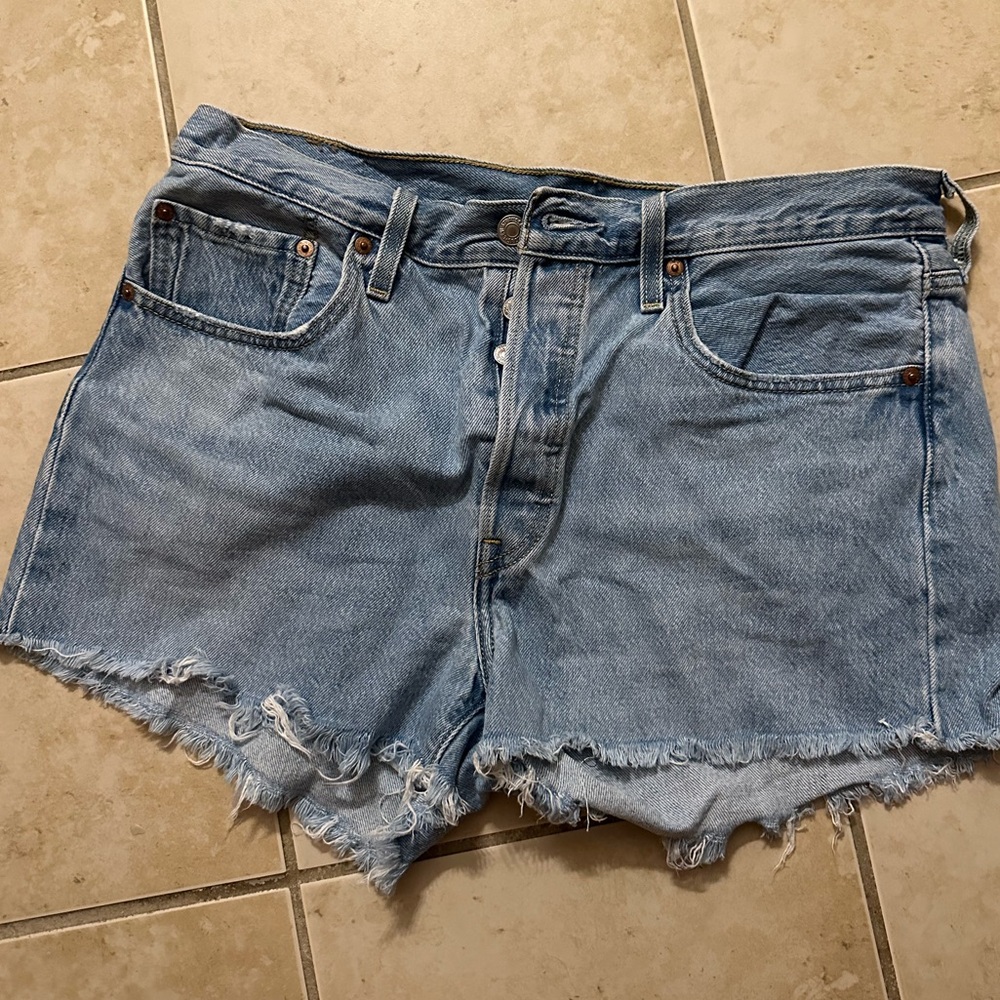 Levi’s denim 501 short size 31
